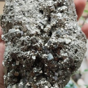 pyrite-cluster-stone-1kg